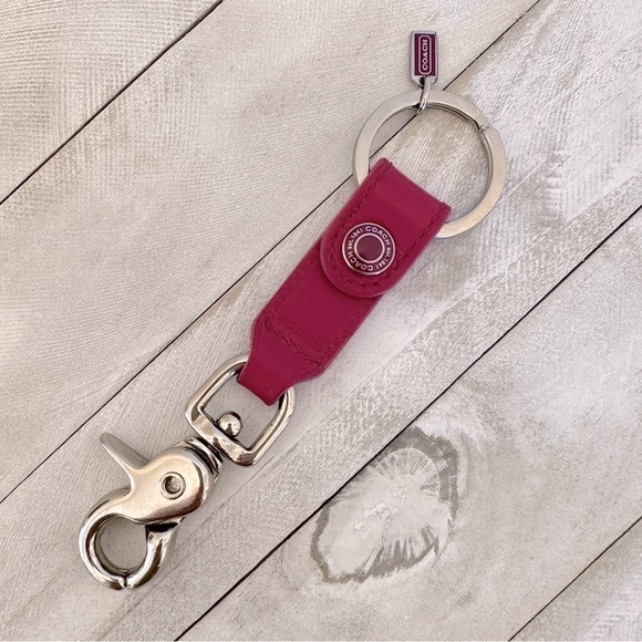 Coach Accessories Vintage Coach Trigger Snap Leather Key Fob Ring